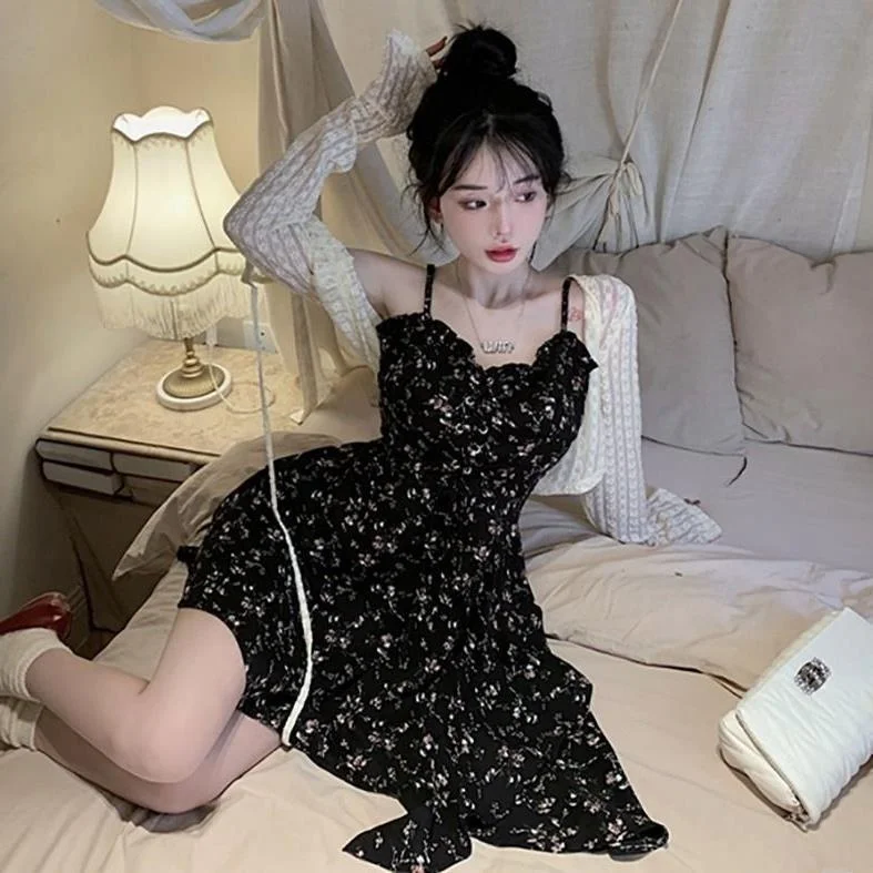 2024년 여름 플로럴 프린트 비대칭 스트랩 여성용 트렌디 스파이시 걸 캐주얼 스포츠웨어 세트 학생용