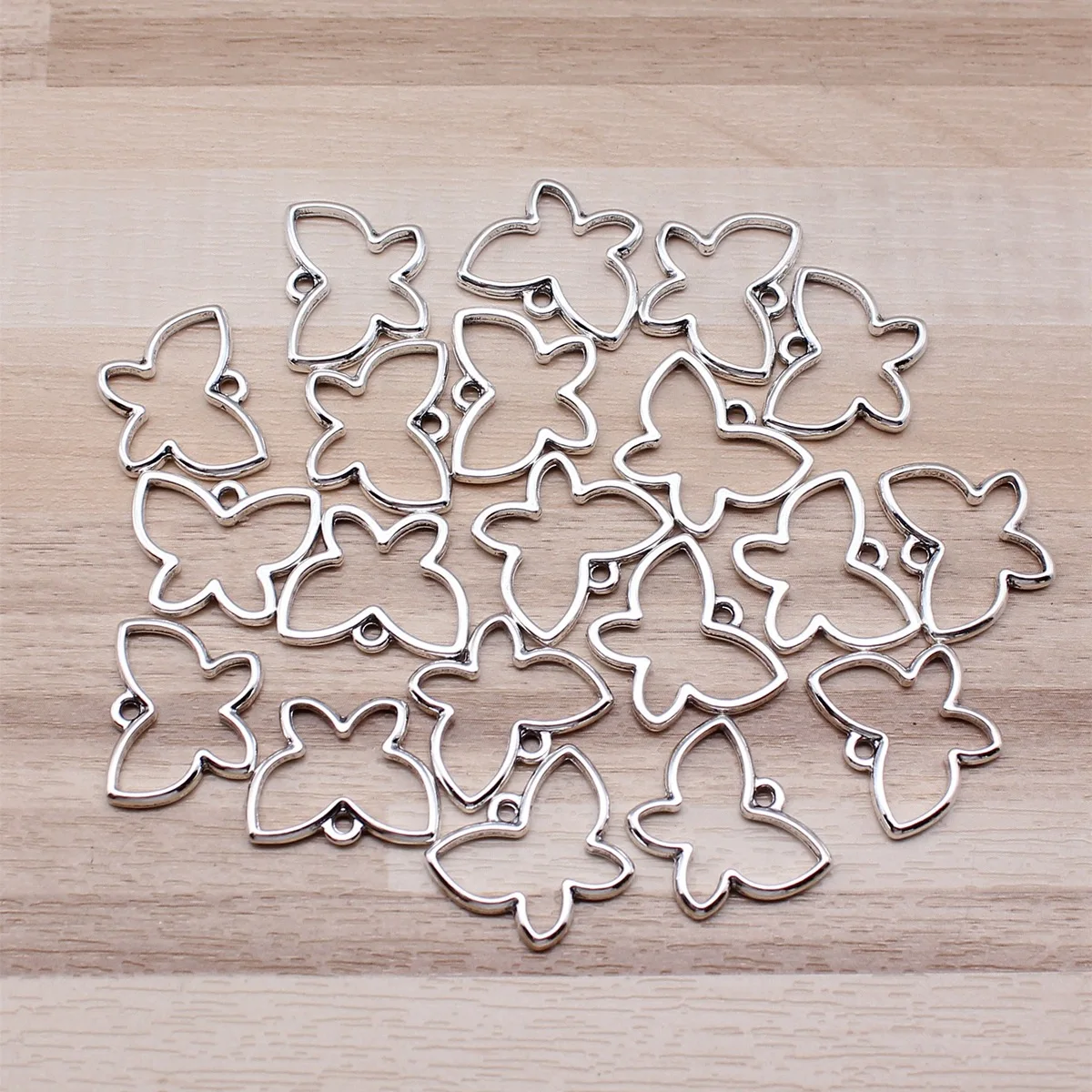 IFOCUS 20pcs/Lot Zinc Alloy Hollow Butterfly Charms For DIY Jewelry Making 18x14mm/0.71x0.55inch