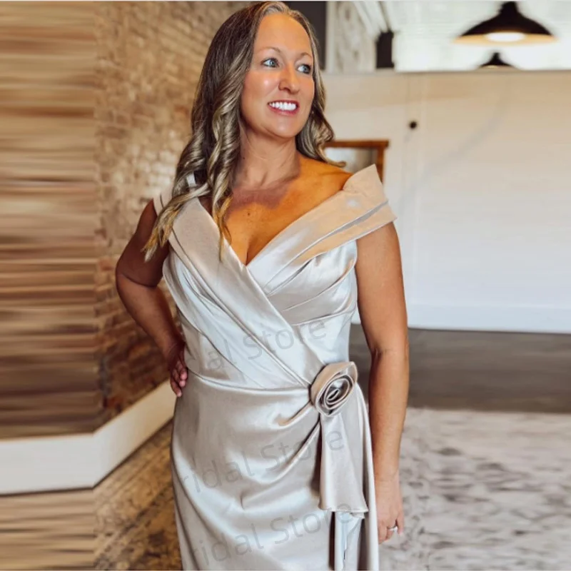 Customized Classic Mother of The Bride Dress Sleeveless Off-shoulder Ruffled  Neckline Waist Pleated Ruffle Design Ball Gown