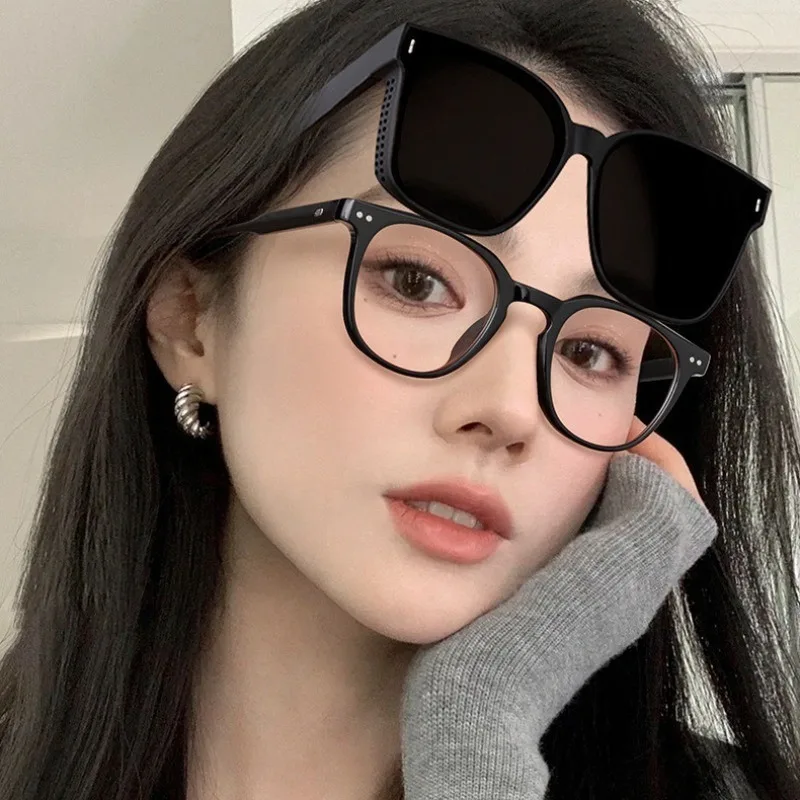 

Fashion Fit Over Sunglasses Oversize Wear To Cover Over Glasses Suitable for Myopia Women Men(NO CASE)