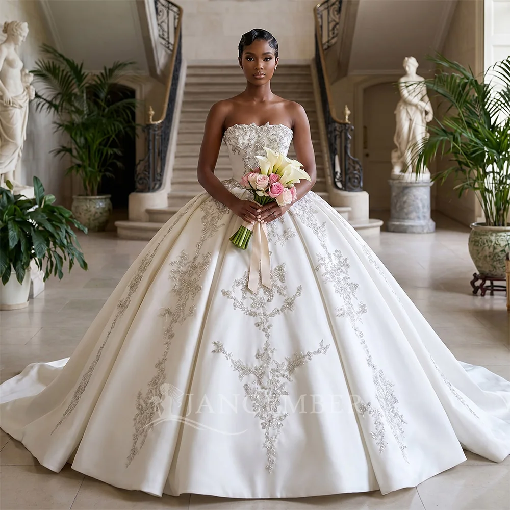 

Princess Wedding Dress Sleeveless Beaded Strapless Neck Backless Court Train Ball Bridal Gowns Customized vestidos de novia boda