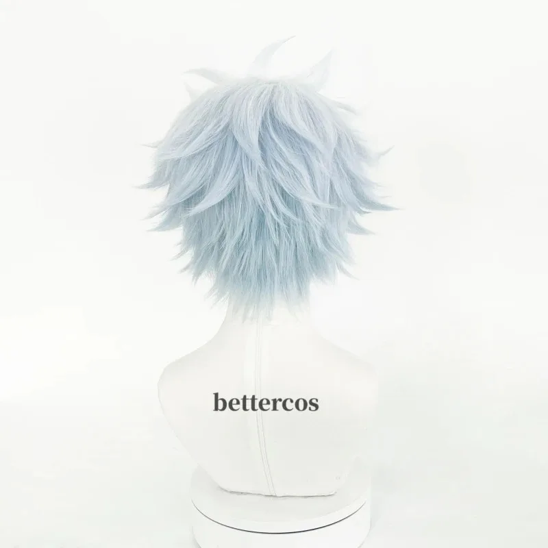 Amin's cosplay of Sakurada Yuriko with a silver hairpiece, suitable for Halloween and Christmas parties