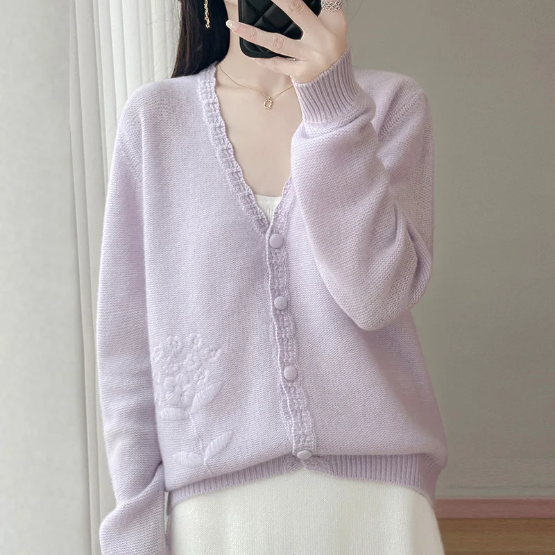 

Autumn And Winter Embroidered Pure Wool Cardigan Female Lace Round Neck Sweater Temperament Wool Knit Top