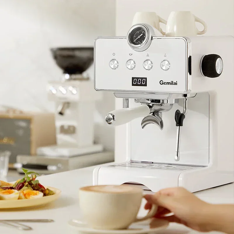 Cafetière italienne semi-automatique avec mousseur à lait, machine à expresso et cappuccino, 15 bars, CRM3610