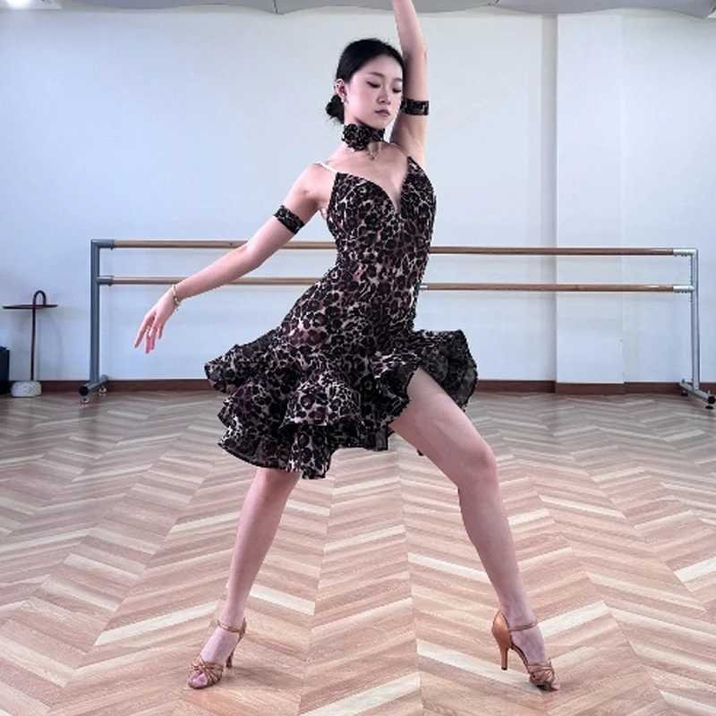 ليوبارد اللاتينية فستان رقص المرأة مثير هيكل السمكة فستان المنافسة الملابس تشا تشا رومبا السامبا أداء الرقص زي BL16902