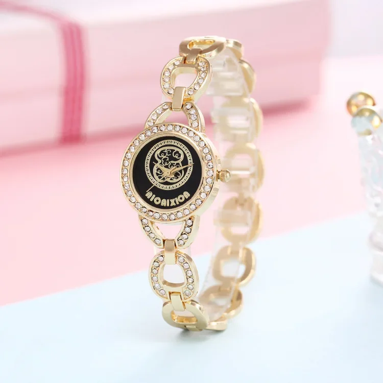 Women's Bracelet Shiny Large Diamonds Women's Quartz Bracelet Watch