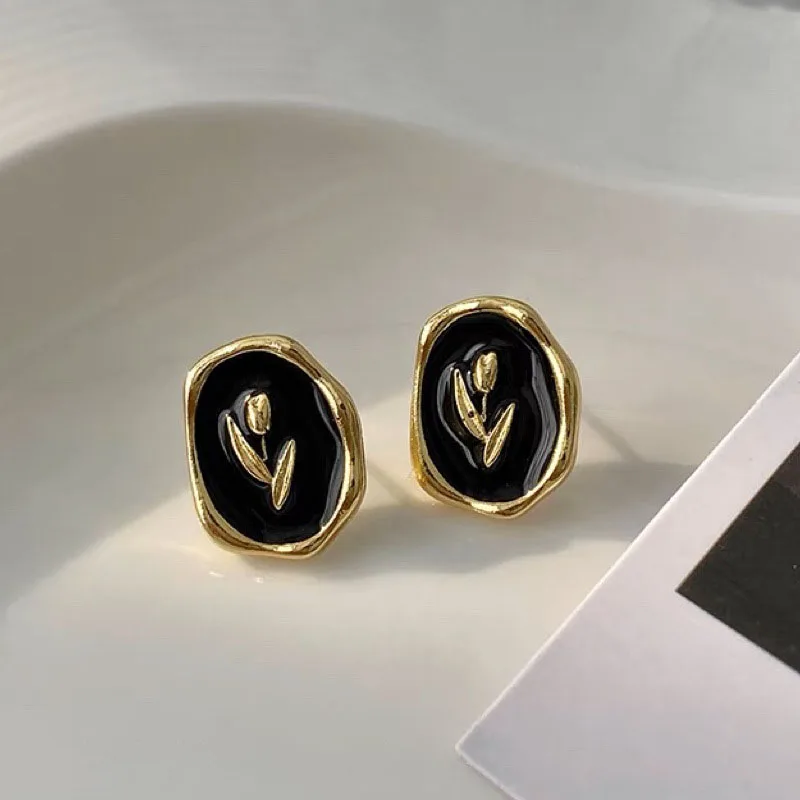 

Elegant Tulip Flower Stud Earringss 925 Silver Needle Style New Classic Irregular Earrings For Women Trendy Luxury Party Jewelry