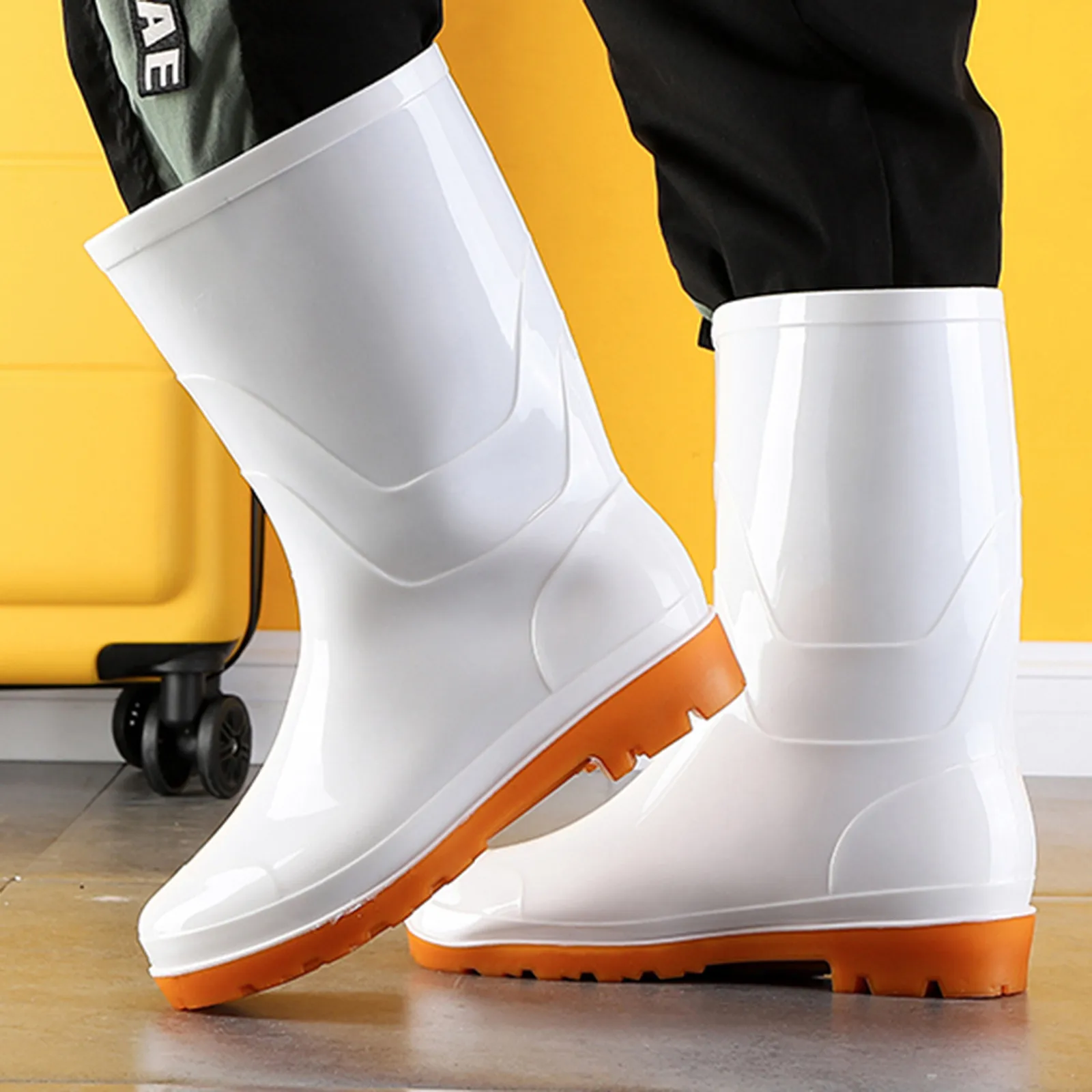 Outdoor Garden Water Shoes Women's Rain Boots Summer Protection Anti-Slip Cylinder Pvc Wear-Resistant Shoes Yellow 2024