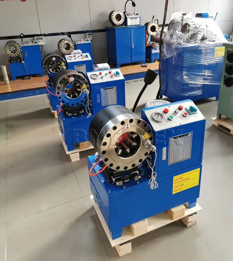 التلقائي 2 ''4sh المطاط الأنابيب المكشكش P32 ارتفاع ضغط الهيدروليكية خرطوم العقص آلة الضغط السعر