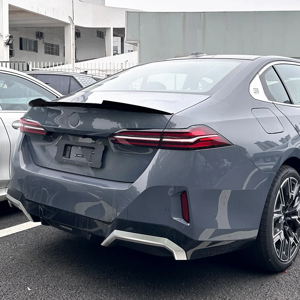 

2024-2025 For BMW 5 Series I5 G60 Blade Style M4 Rear Spoiler Roof Wing Air Deflector