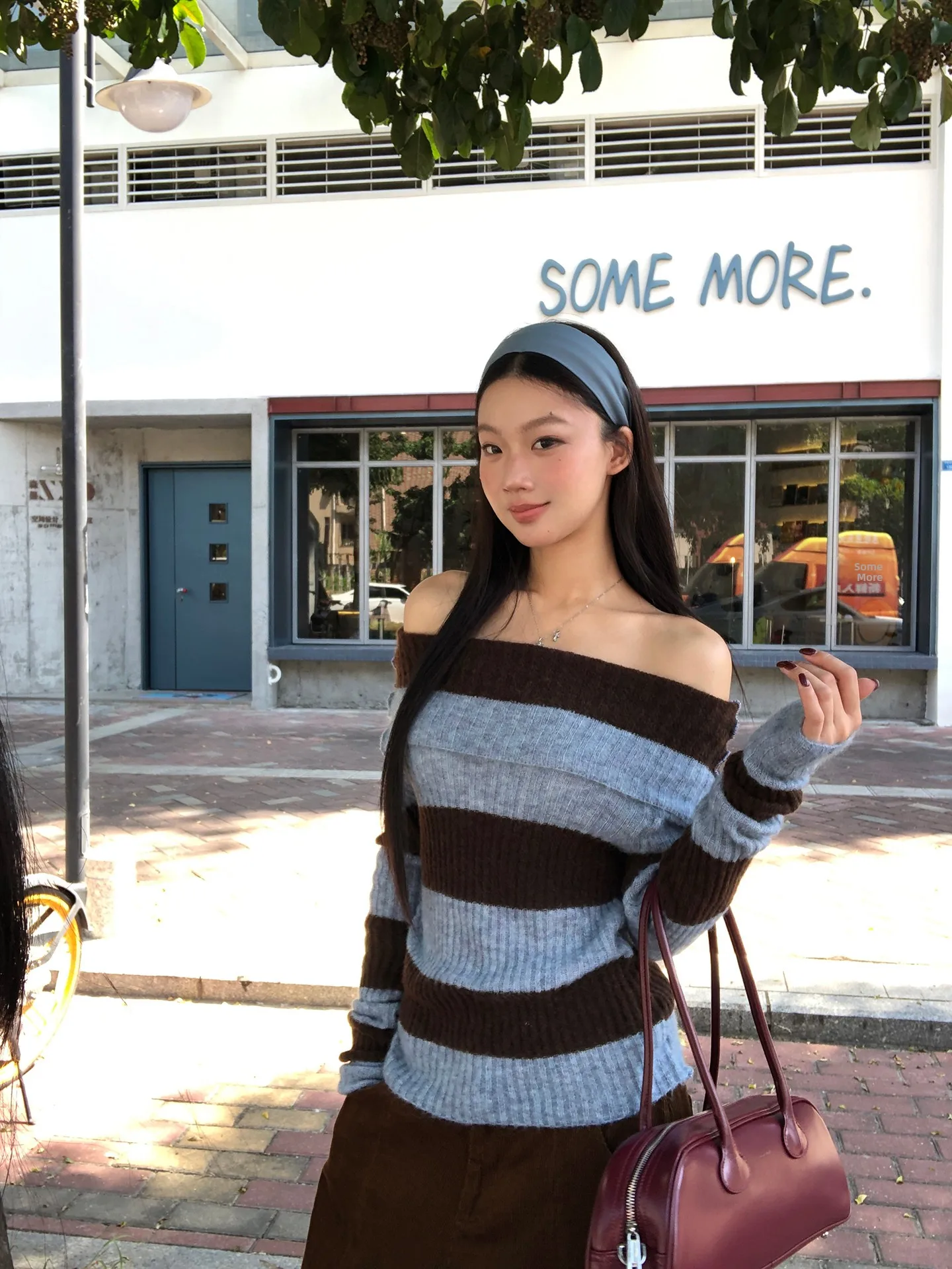 Roter Celebri-Wollpullover für Damen, Lazy High-End Feelings Overhead One-Shoulder, gestrickt, Irt, Herbstsaison, lang, Sve