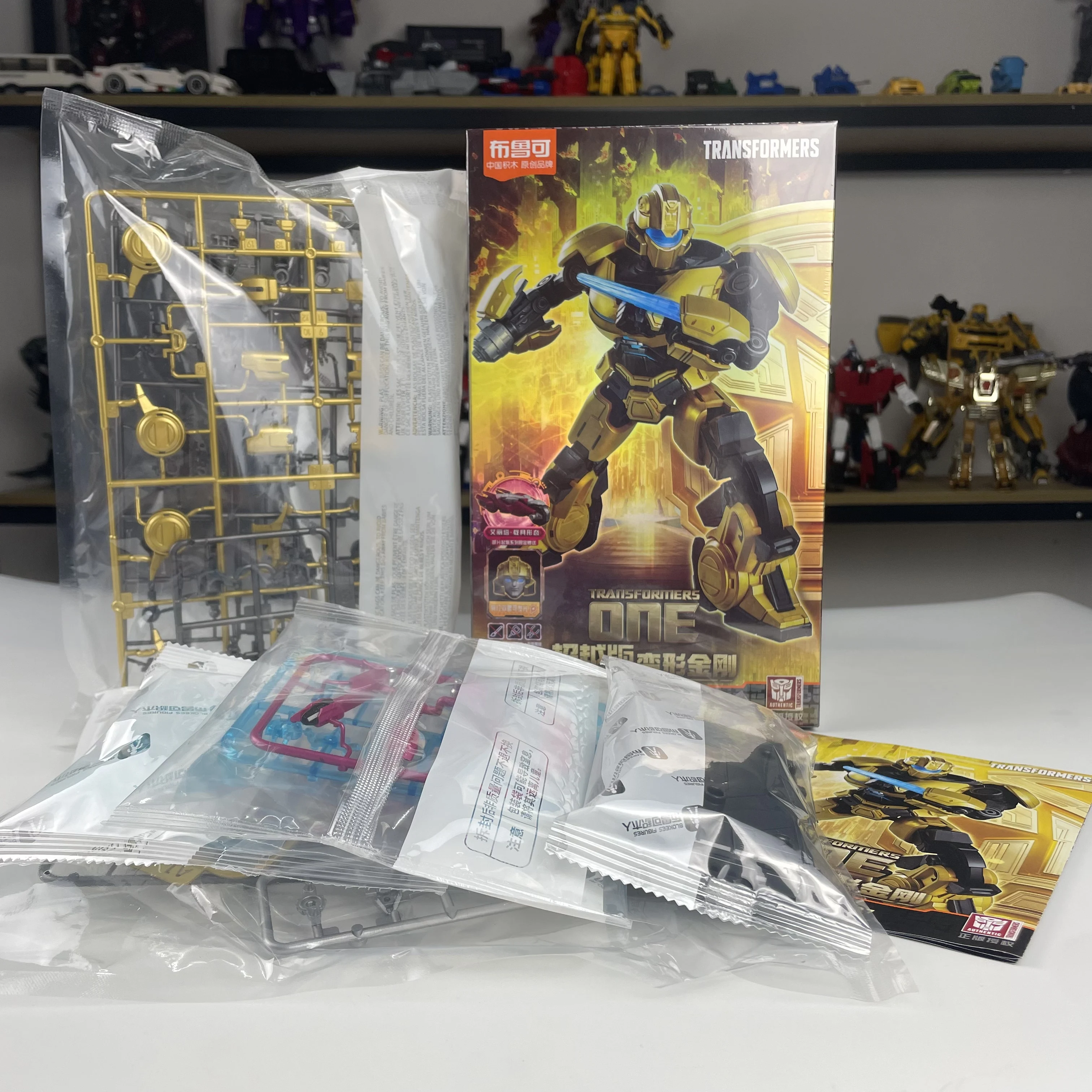 Blokees Transformers B-127 11,8 cm Bumblebee One Movie Modello assemblato Giocattoli Action Figure