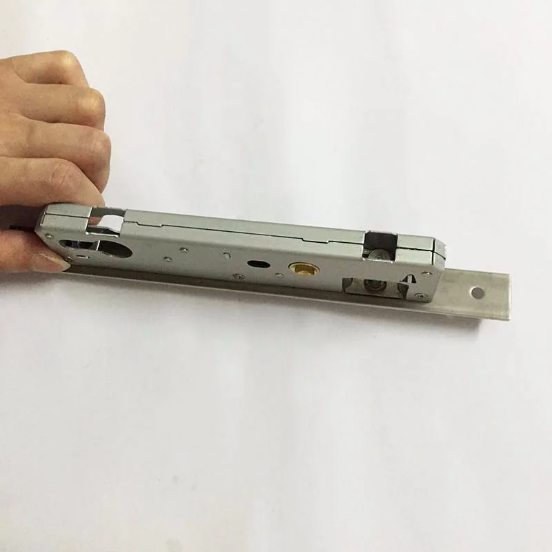 Nowy europejski zamek wpuszczany do drzwi, części zamienne do naprawy zamków drzwiowych 8520 8525 8530 8535