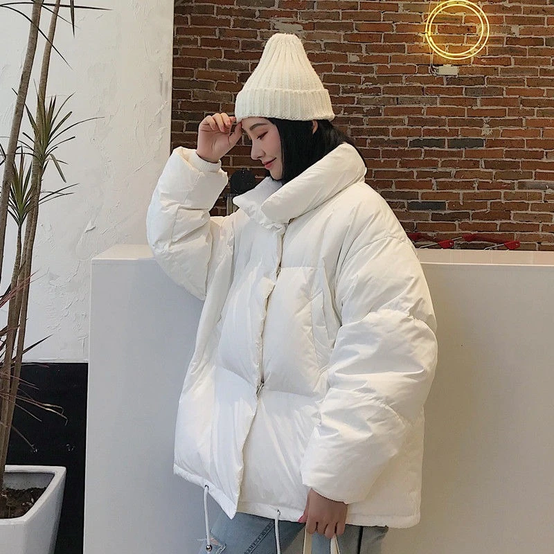 

Korean Loose Puffer Coat Women's Short Thermal Winter Jacket 2025 Fashionable Insulated Outerwear