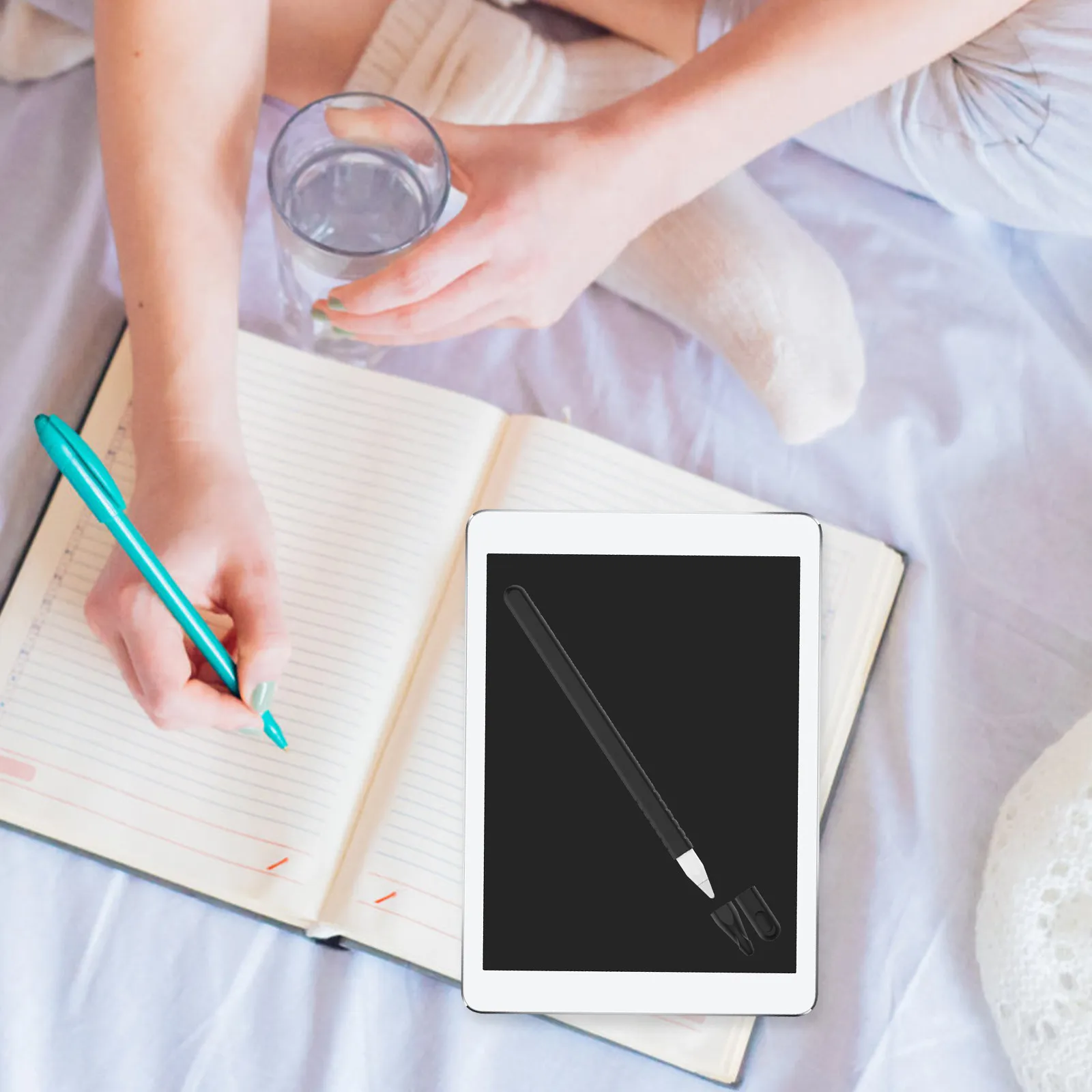 

2 комплекта премиальных силиконовых чехлов для Apple Pencil 2: полная защита корпуса, снижение усталости при пользовании стилусом