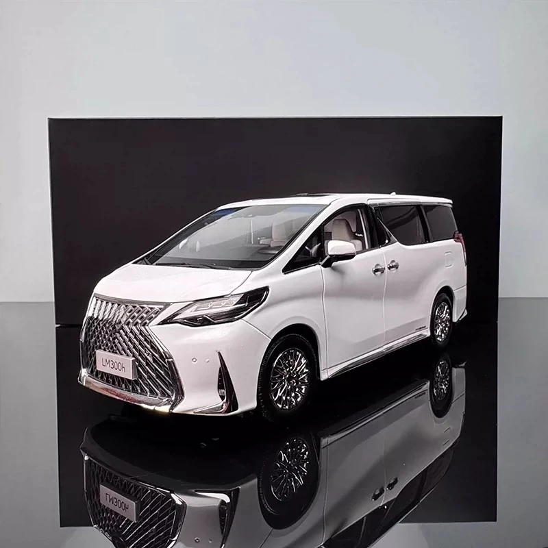 

LM300H Alloy Simulation Die Cast Car Model,MPV Model, Decoration, Adult Collection Display,Black White,1:18