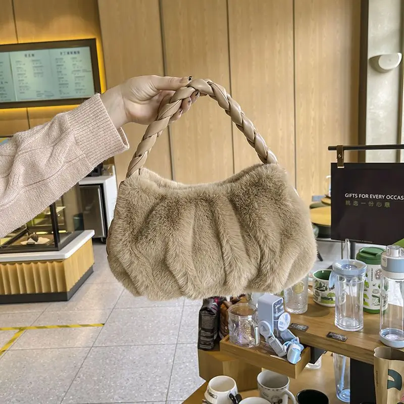 

Plush Soft Braided Handbag Winter Style Underarm Bag Women Stylish Versatile Pillow Bag For Daily Commuter Plush Clutch Wallet