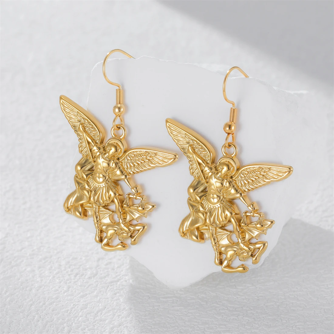 Eueavan Erzengel St. Michael Schütze uns Ohrringe für Frauen Edelstahl Katholischer Schutzpatron Hängeohrringe Schmuck Geschenk – Detail 10