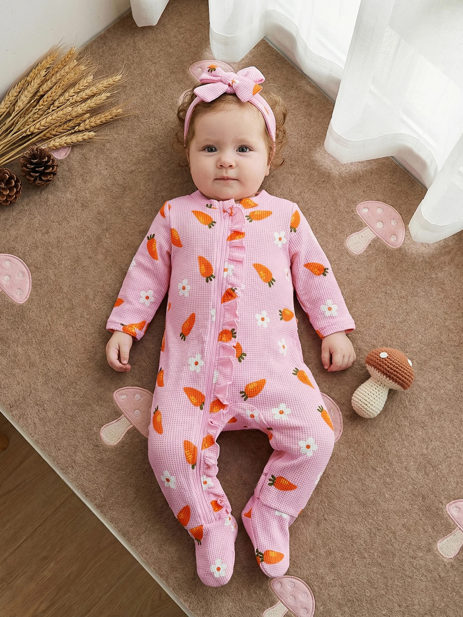 

Adorable Infant Girl with Cute Bunny Print Cozy Long Sleeves Zipper Closure and Matching Bow Headband