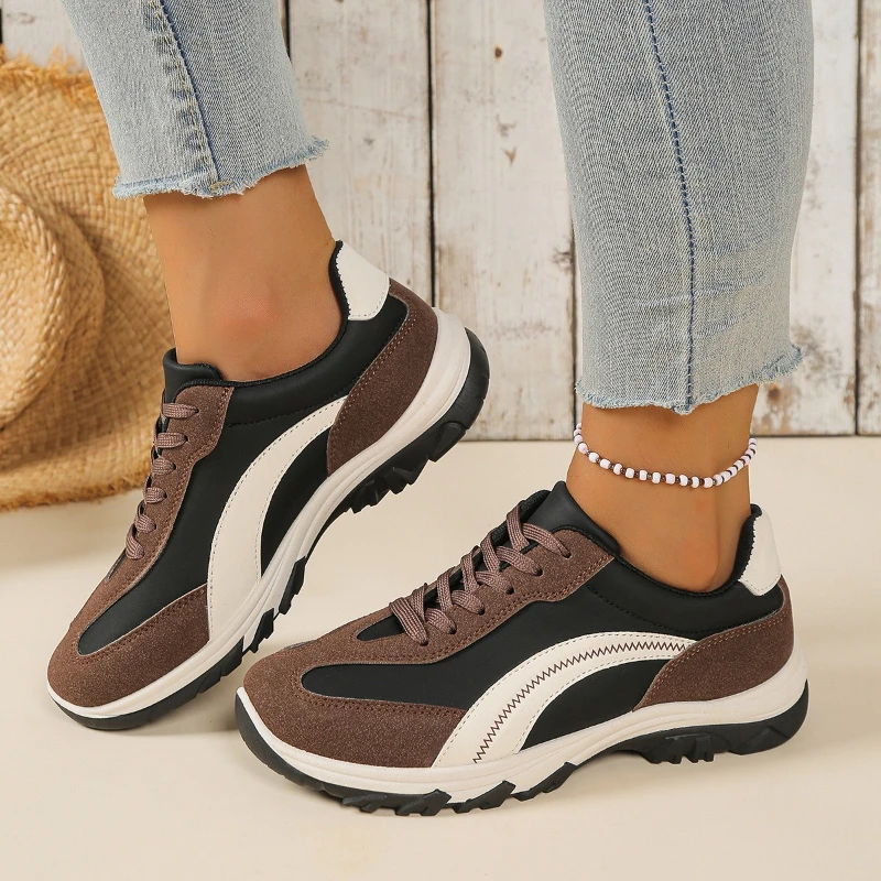 

New European and American women's casual sports shoes plus size women's shoes student flat shoes