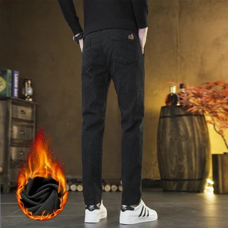 2025 inverno novas calças de lã de chenille masculinas quentes finas retas calças casuais moda versátil madura high-end calças compridas