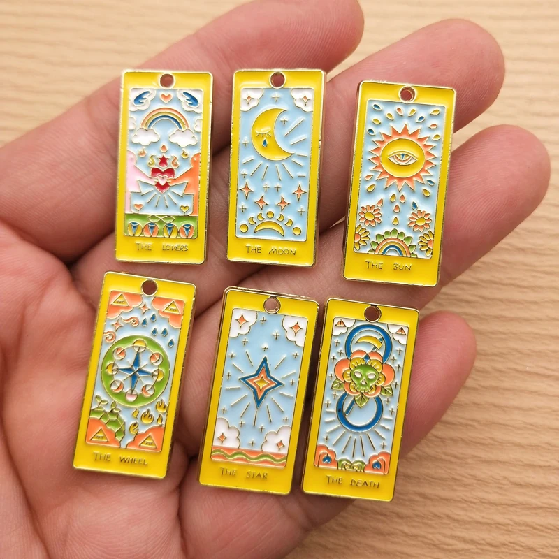 10pcs Sun Moon Star Tarot Charm per gioielli che fanno smalto collana orecchino ciondolo accessori fai da te lega metallo placcato oro