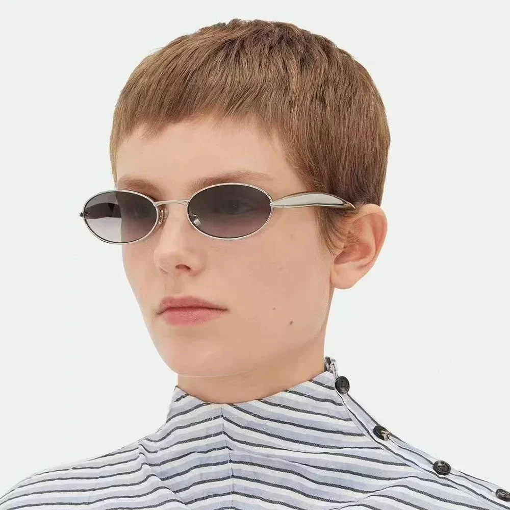Y2K Oval Small Frame Sunglasses Women For Men 2025 New  display picture 3