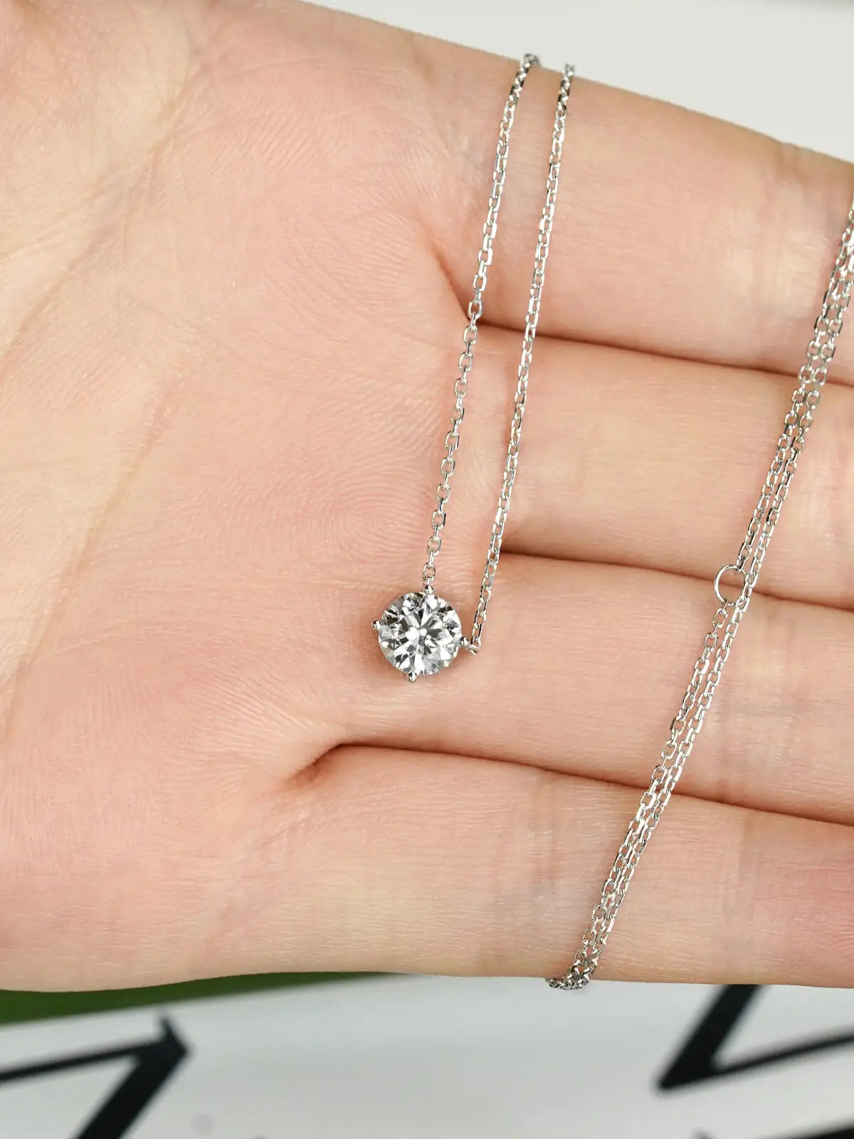14K Solid Gold Lab-Grown Diamond Round 0.5ct Simple Four-Prong Diamond Pendant Necklace High-End Jewelry Custom Wholesale