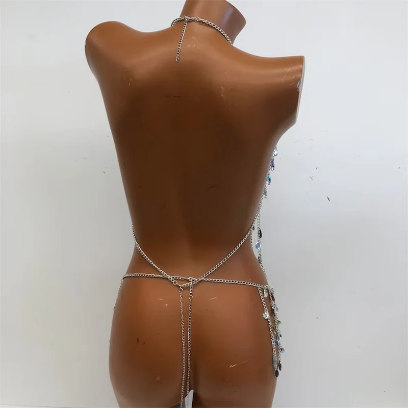 Damen Strass-Körperkette 2-teiliges Set Geometrischer Acryl-Kristall-Quasten-Neckholder-Bralette Sexy Rückenfreies Halloween-Top – Detail 3