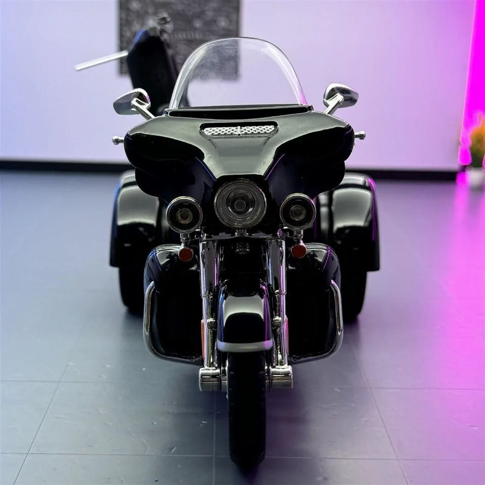 1:9 هارلي D-V ثلاثي الإنزلاق الترا الفاخرة دراجة ثلاثية العجلات سبيكة دييكاست نموذج دراجة نارية جمع هواية الكلاسيكية هدية مزخرفة صديق