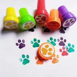 Cute cartoon dog paw small seal teacher encourages praise round seal
