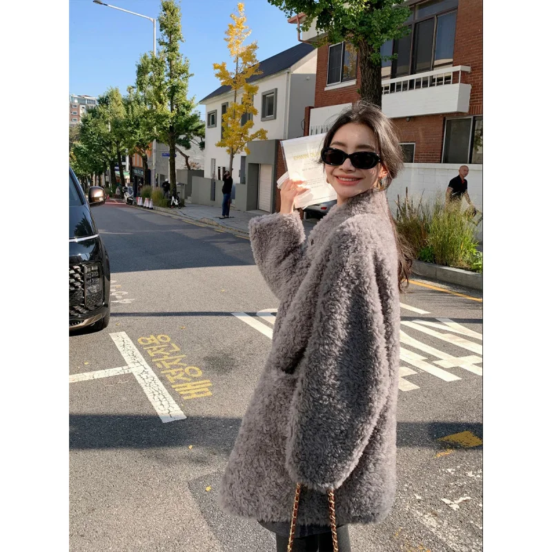 G112902 ~ Qianjin wear expensive feeling sheepskin lamb fur temperament leather fur coat furry coat female winter