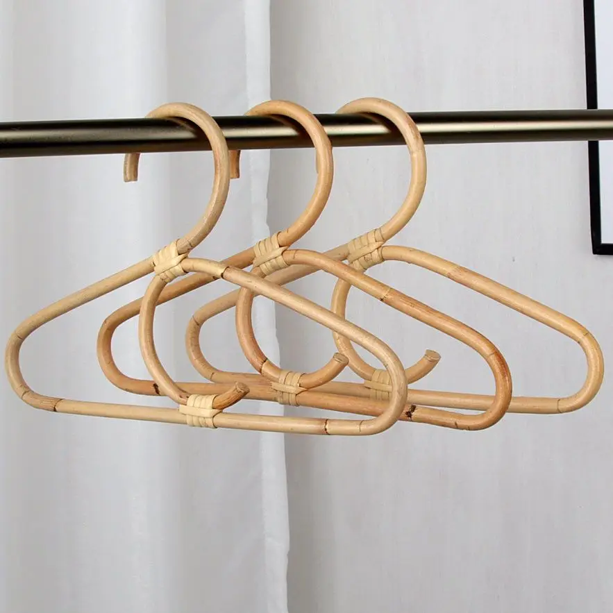 3Pcs Natural Rattan Clothes Hangers, Handmade Woven Light Beige Garment Hangers, Non-Slip Smooth Coat Hangers for Closet