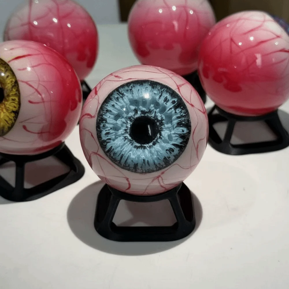 Scary Hyper-Realistic Eyeball Ornament 3D Resin Monster Eye Prop Hand-Painted Multicolor Eyeball Decoration Desktop Decoration