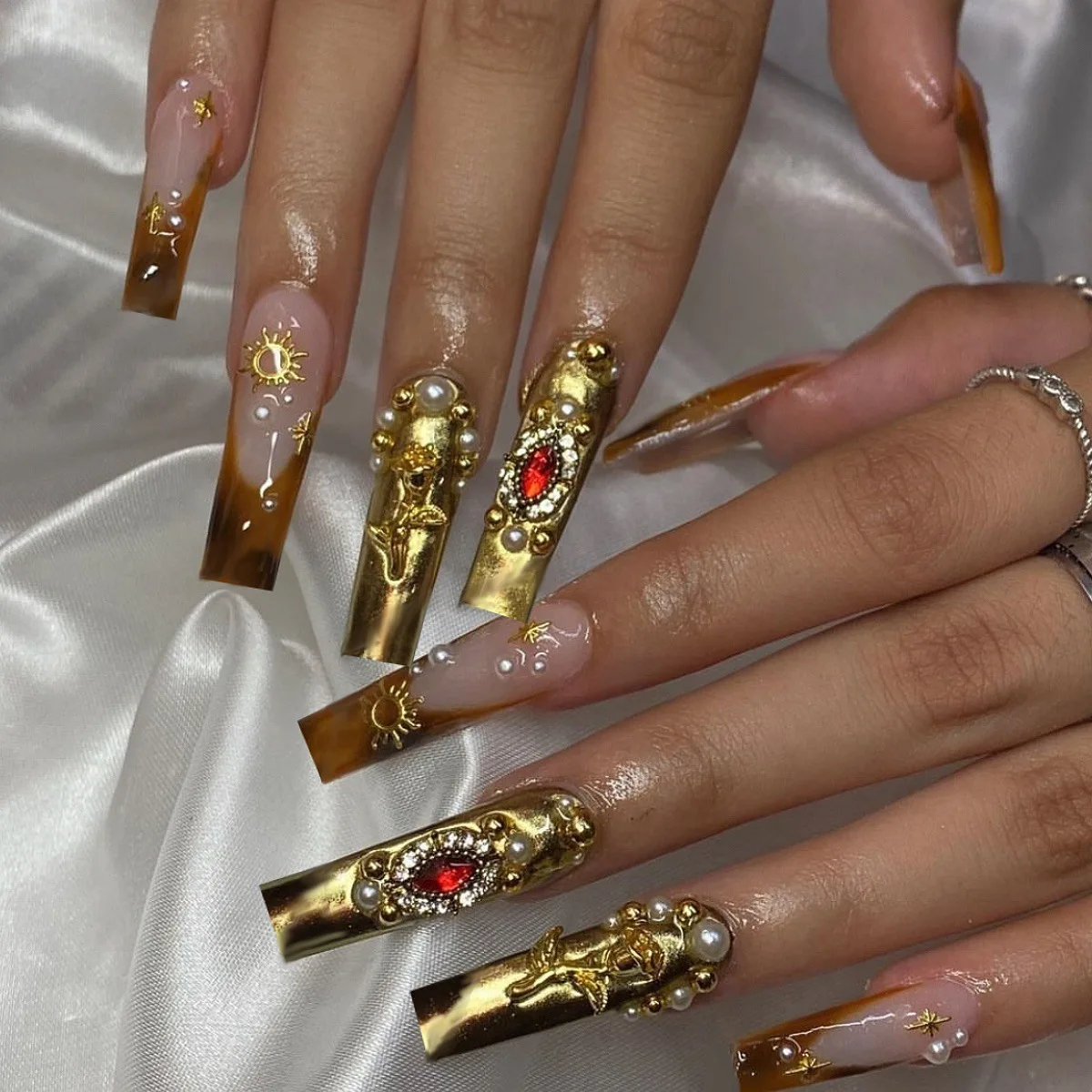 

24Pcs Brown Smudge French Fake Nails 3D Golden Rose Rhinestone Press on Nails Long Square Detachable Full Cover False Nails Tips