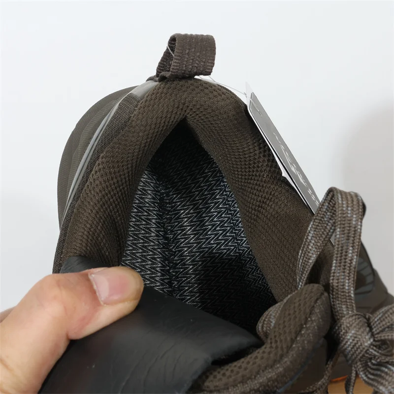 

2025 New wear sports shoes men's outdoor trail running shoes men's breathable non-slip mountaineering hiking shoes