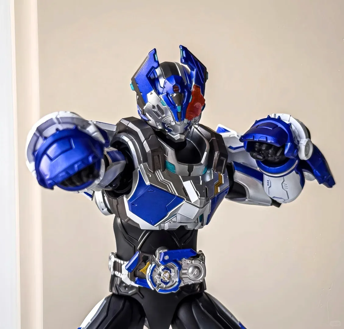 

Новая оригинальная коллекционная фигурка Тамир Ф.Б.С. Over Limit Battle God, готовая артикулированная модель для взрослых коллекционеров, в наличии.