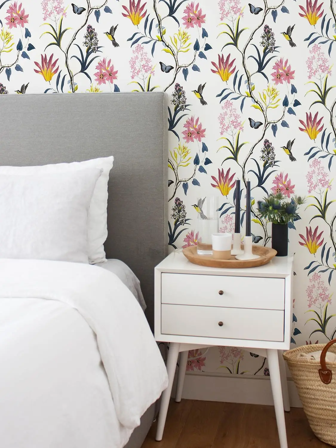 White Floral Peel and Stick Wallpaper Vintage Floral Contact Paper Flowers and Butterfly Birds Self Adhesive Wallpaper Removable