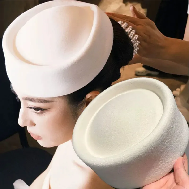 French Hepburn Style Wool Hat Women High End Flight Attendant Beret Fashion Retro Top Medicine Box Hats Female Autumn Winter New