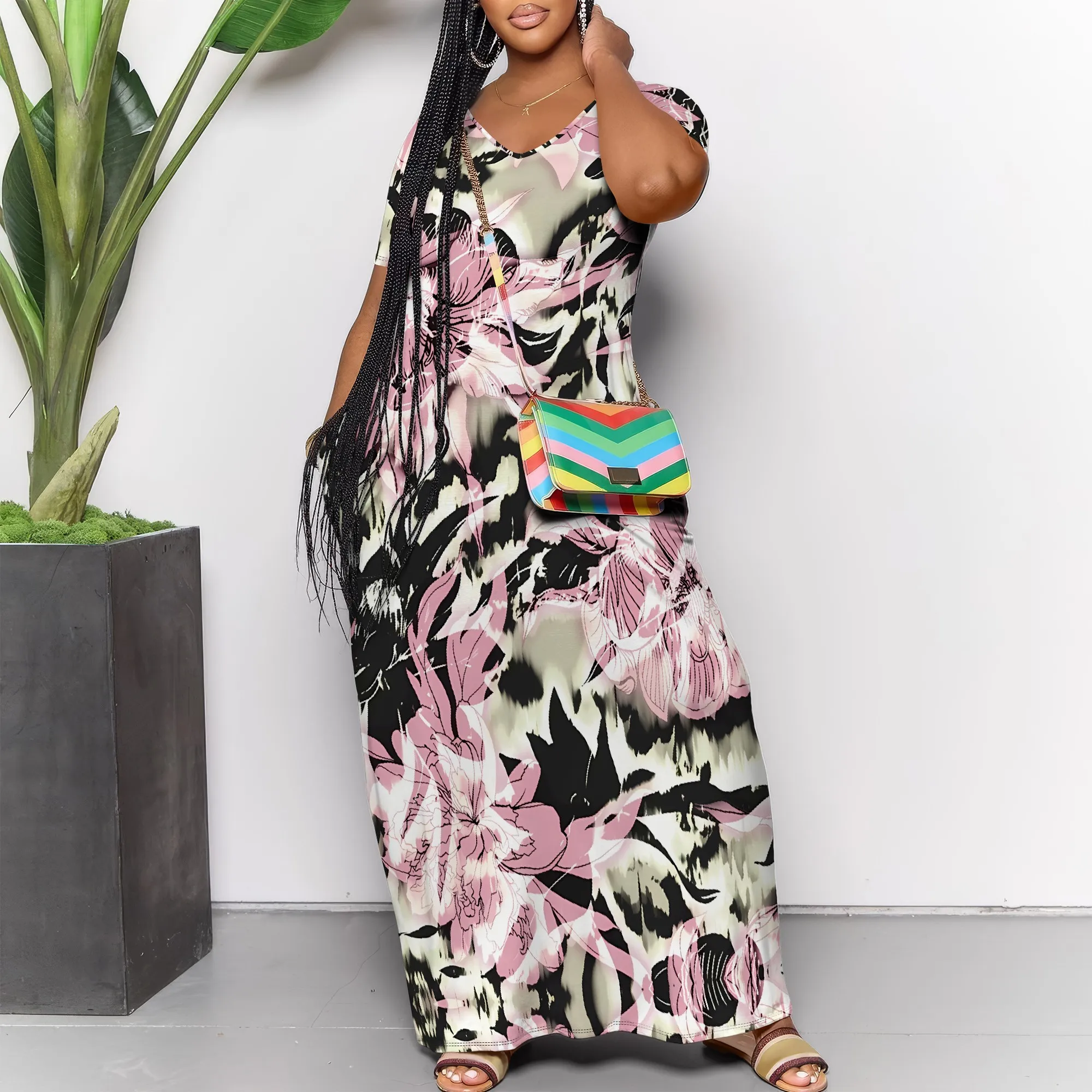 

Floral V-Neck Maxi Dress Pink Black Elegant Casual Vacation Outfit