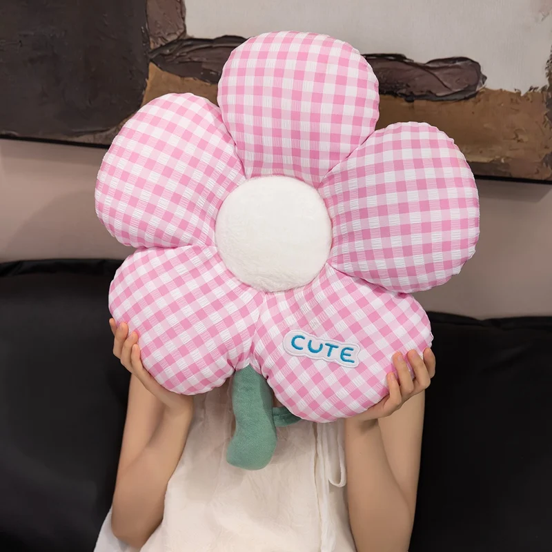 50cm Cute Grid Flower Plushies Lovely Stuffed Pink Blue Yellow Flower Throw Pillow Sofa Bed Chair Cushion Home Decor Gifts Girl