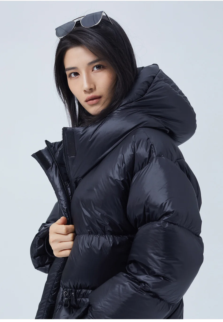 2023 Winter New Women White Duck Down Down Coat Hooded Slim Fit Short Jacket Warm Girls Snow Wear Overcoat Korean Women Parka