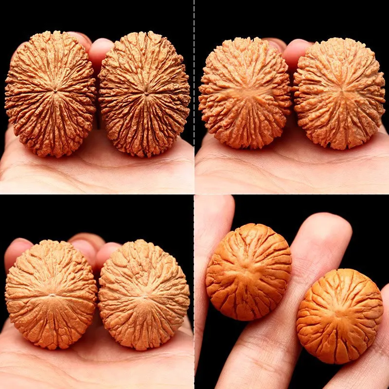 Natural Golden Monkey Head Walnut Hand Twisting Pair Smooth Grain Ginger Yellow Skin Thick Ridges Portable Pocket Palm Massage