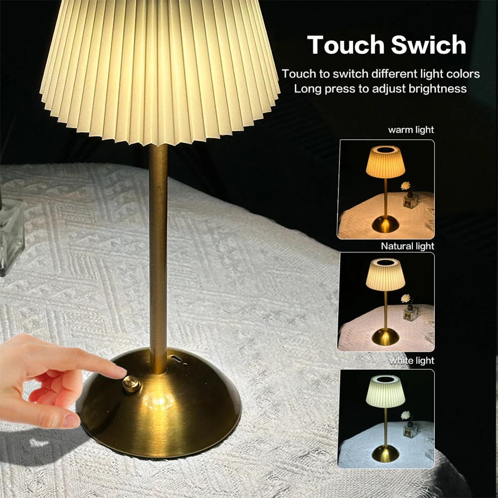 

Беспроводная настольная лампа, небольшой ночник с сенсорным управлением, простая лампа для чтения, 3 цвета света с плиссированным абажуром для кабинета в спальне