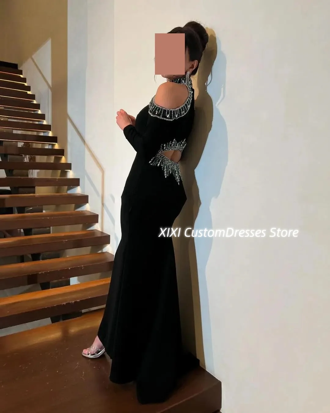 Customized Luxury Evening Dresses A-Line Halter Floor-Length Zipper Up Beadings Birthday Dresses Luxury Long Sleeves Lining