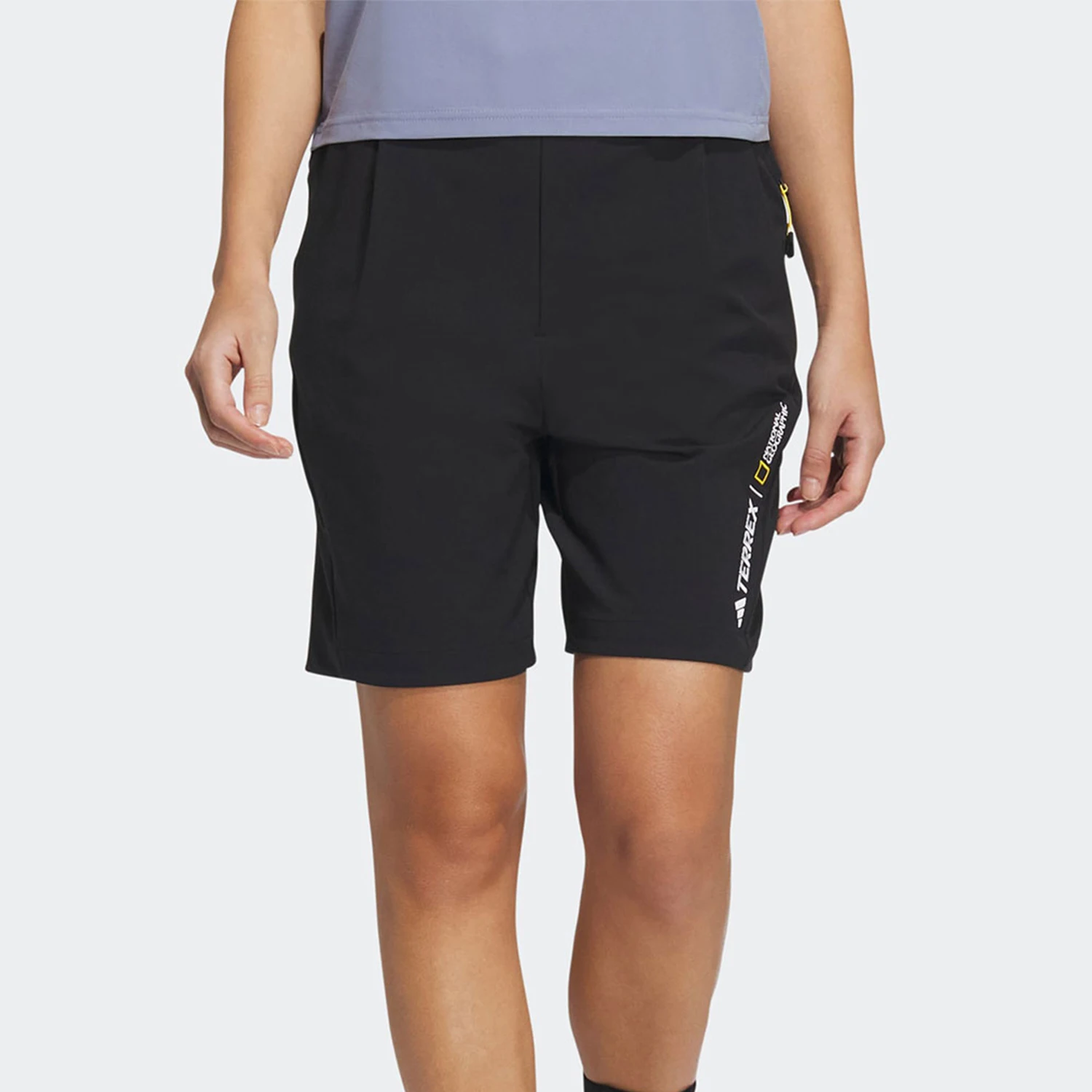 

Оригинальные новые женские повседневные спортивные шорты для гольфа Adidas HY4696