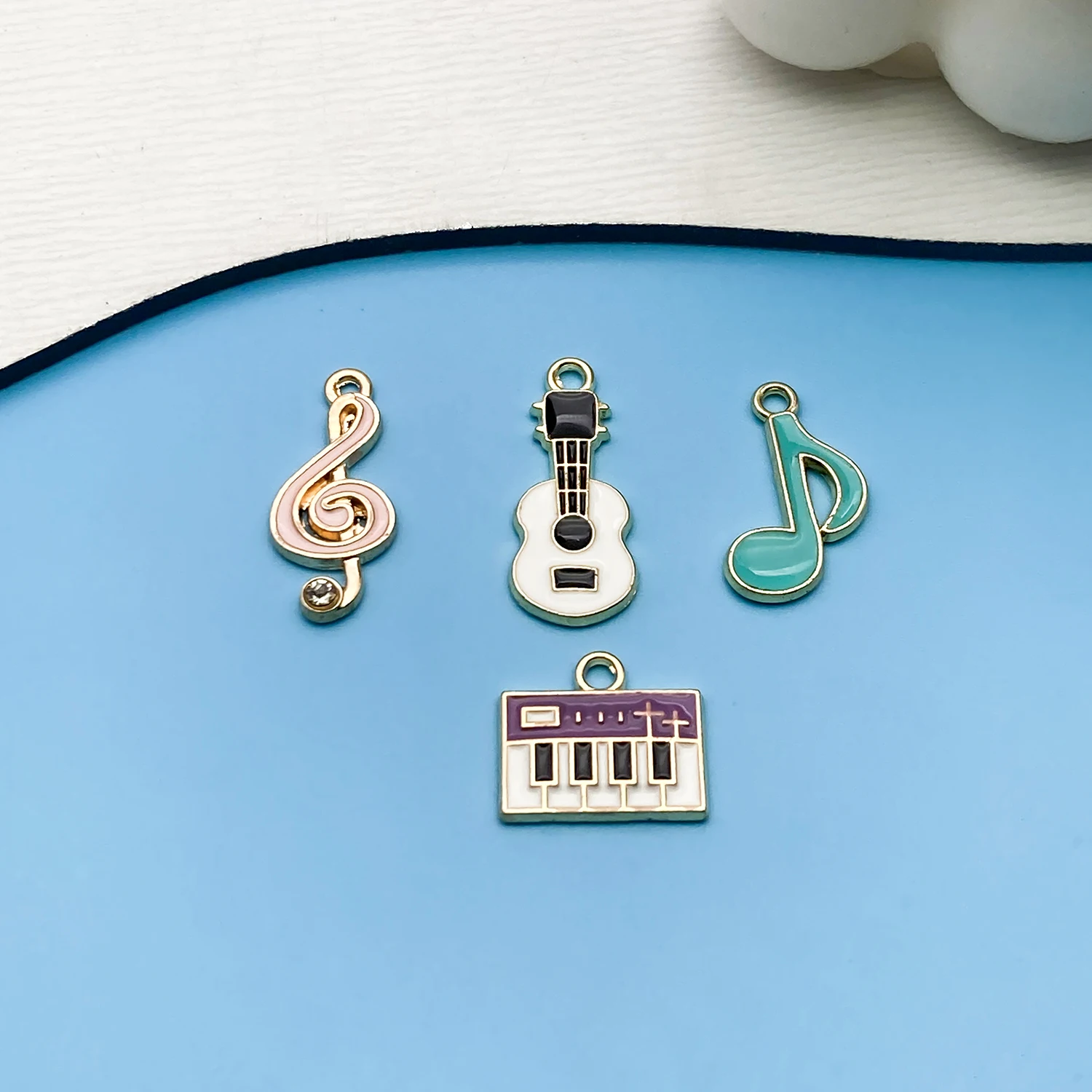 믹스 오일 음악 심볼 세트 시리즈 쥬얼리 제작 DIY 공예 할로윈 크리스마스 추수감사절 패션 액세서리, 20 개/드립