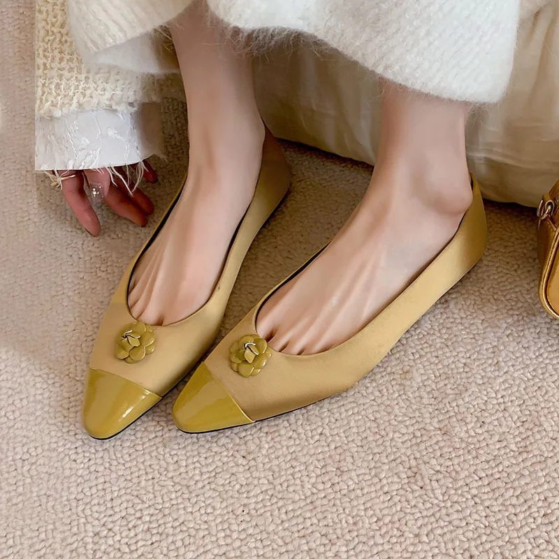 Round head satin splicing flower low-heeled single shoes~ spring new splicing shallow mouth one pedal thick heel large size