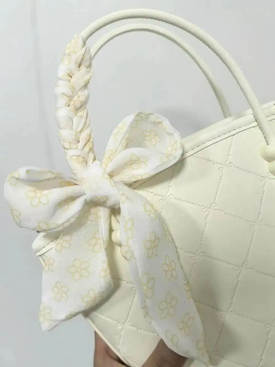 Bloom Retro White Handle Messenger Women Silk Ribbon Chic Large Capacity Bucket Bag Ladies Casual Crossbody Bags Aesthetic
