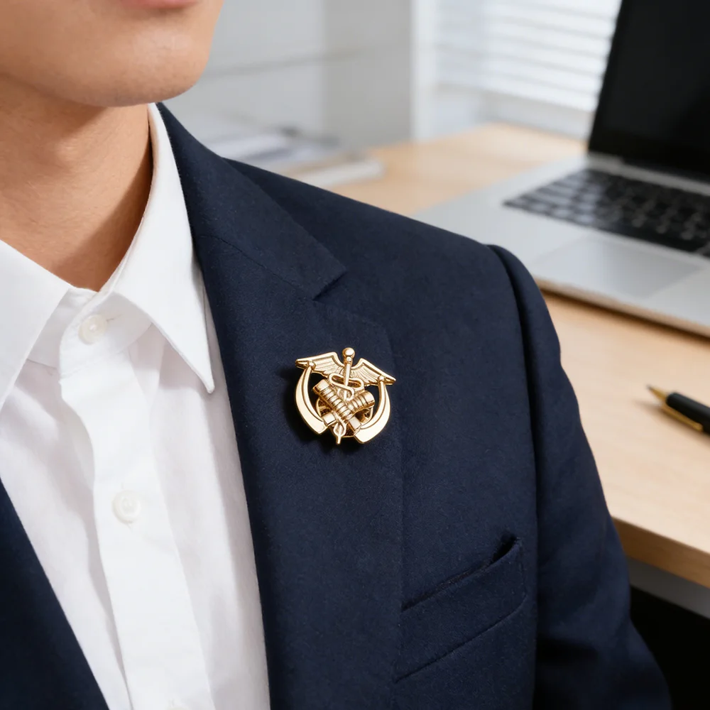

Golden Silver Anchor Brooch Fashion Nautical Lapel Pin for Men Women Coat Shirt Pin Brooch Accessories School Student Badge